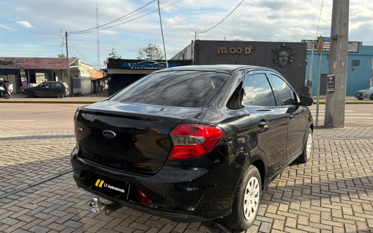 imagem-https://www.socarrao.com.br/sc-vehicle-images-prod/3760969/1789071838539-V2hhdHNBcHAgSW1hZ2UgMjAyNi0wOS0wOCBhdCAxNy4zOS4zMy5qcGVn.jpeg