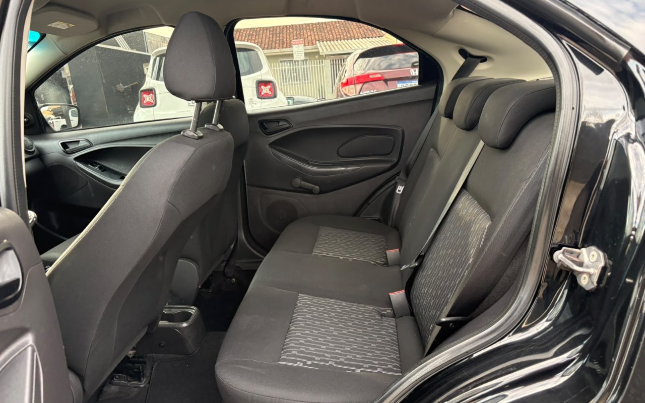 imagem-https://www.socarrao.com.br/sc-vehicle-images-prod/3760969/1789071838728-V2hhdHNBcHAgSW1hZ2UgMjAyNi0wOS0wOCBhdCAxNy4zOS4zNC5qcGVn.jpeg