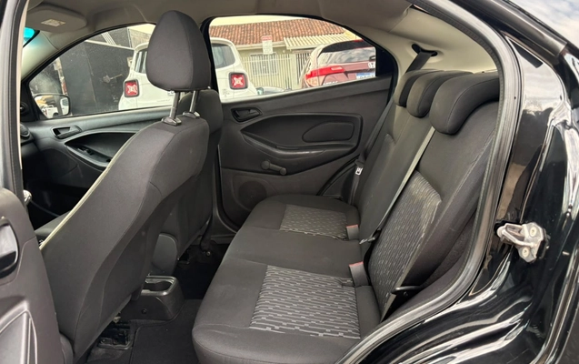 imagem-https://www.socarrao.com.br/sc-vehicle-images-prod/3760969/1789071838728-V2hhdHNBcHAgSW1hZ2UgMjAyNi0wOS0wOCBhdCAxNy4zOS4zNC5qcGVn.jpeg