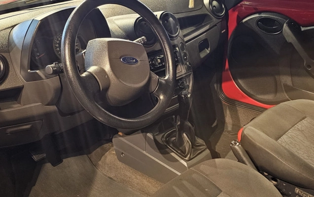 imagem-https://www.socarrao.com.br/sc-vehicle-images-prod/3761079/1789072067776-S4HnCA1WWfqTONhFcaVulXUfqUCv5Z1J.jpg