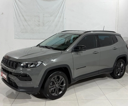Jeep Compass 2025 Cinza — foto 1 de 3