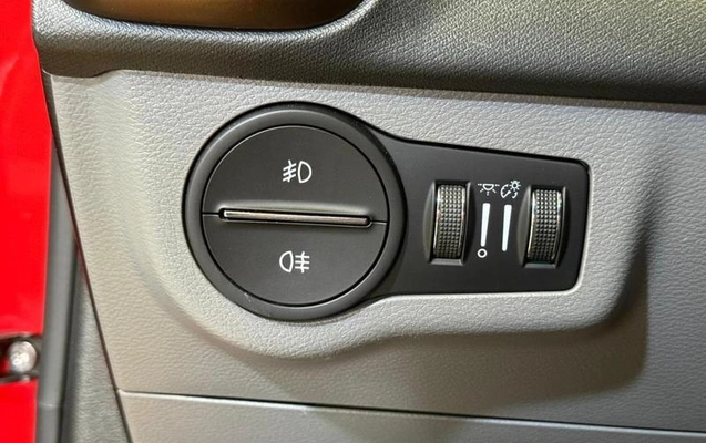imagem-https://www.socarrao.com.br/sc-vehicle-images-prod/3761169/1789072321693-7498953_5_B_cec6a266bd.jpeg