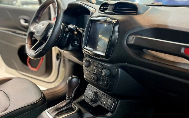 imagem-https://www.socarrao.com.br/sc-vehicle-images-prod/3761213/1789072497264-d1202437c35a41a0bdbbbf1c7d0542a8_1789062470911.jpg