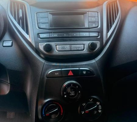 imagem-https://www.socarrao.com.br/sc-vehicle-images-prod/3761384/1789072750076-695816937