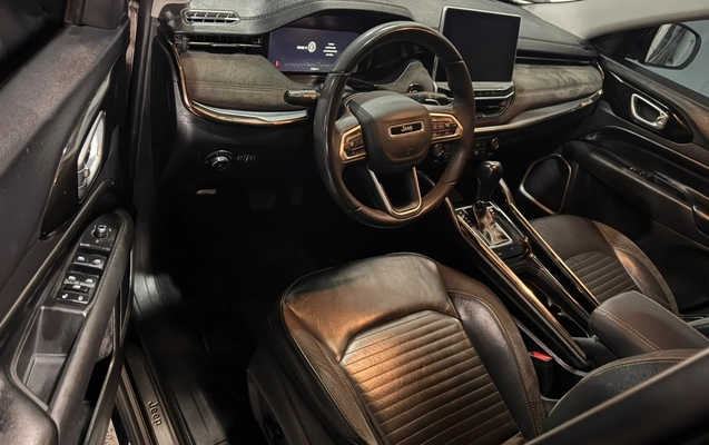 imagem-https://www.socarrao.com.br/sc-vehicle-images-prod/3761385/1789072752863-V2hhdHNBcHAgSW1hZ2UgMjAyNi0wOS0xMCBhdCAxMS4zOS40NSAoNCkuanBlZw.jpeg