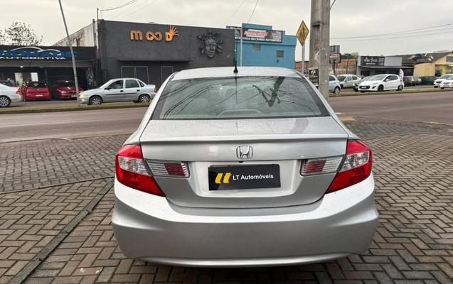 imagem-https://www.socarrao.com.br/sc-vehicle-images-prod/3761395/1789072783605-V2hhdHNBcHAgSW1hZ2UgMjAyNi0wOS0xMCBhdCAxMi4xOC4zNyAoMikuanBlZw.jpeg