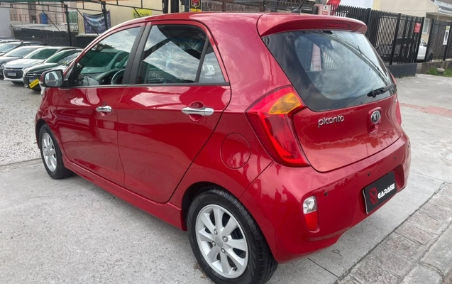 imagem-https://www.socarrao.com.br/sc-vehicle-images-prod/3761440/1789072893773-1_125111.jpg