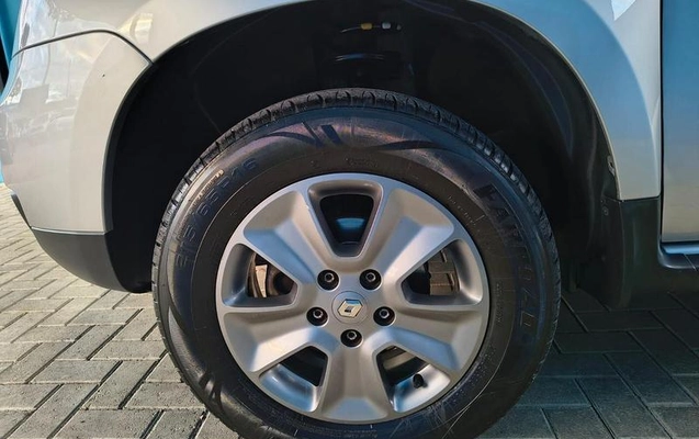imagem-https://www.socarrao.com.br/sc-vehicle-images-prod/3761535/1789507522440-8465882_10_B_a93c4e469d.jpeg