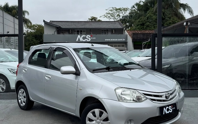 imagem-https://www.socarrao.com.br/sc-vehicle-images-prod/3761536/1789073197085-5fbf0b9217fe468b8d8bbba2487a9b91_1789049159874.jpg
