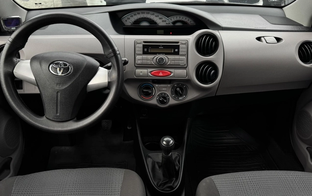 imagem-https://www.socarrao.com.br/sc-vehicle-images-prod/3761536/1789073197094-b81a254acec34abc8c2b8d86465739c1_1789049159909.jpg