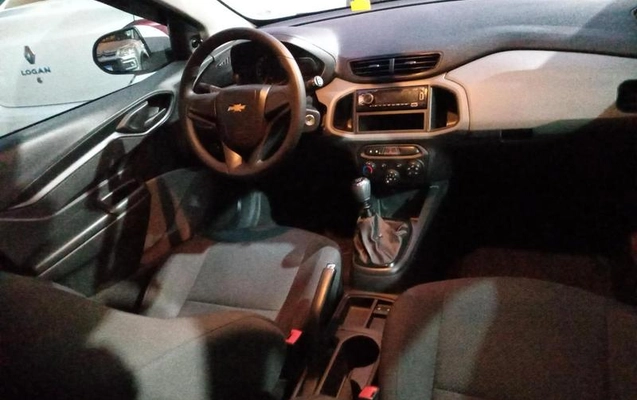 imagem-https://www.socarrao.com.br/sc-vehicle-images-prod/3761603/1789073403852-695813278
