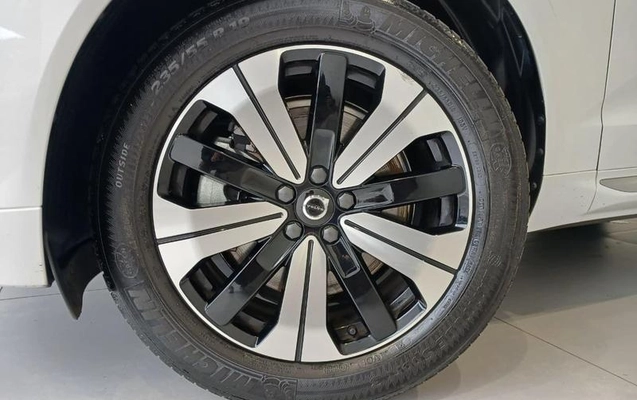 imagem-https://www.socarrao.com.br/sc-vehicle-images-prod/3761709/1789565816071-8465959_1_B_3df921cf14.jpeg