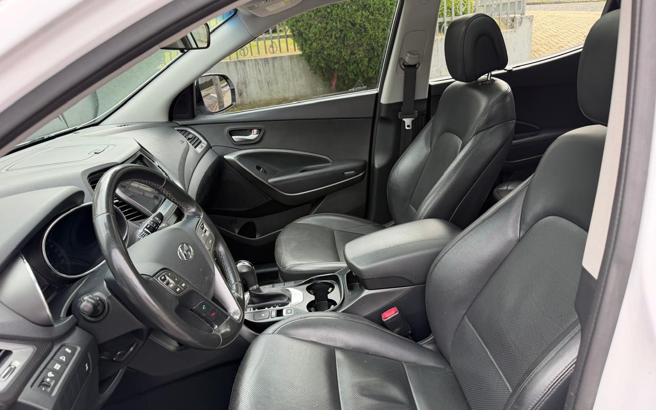 imagem-https://www.socarrao.com.br/sc-vehicle-images-prod/3761898/1789074127341-MTAuanBlZw.jpeg