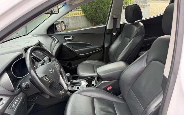 imagem-https://www.socarrao.com.br/sc-vehicle-images-prod/3761898/1789074127341-MTAuanBlZw.jpeg