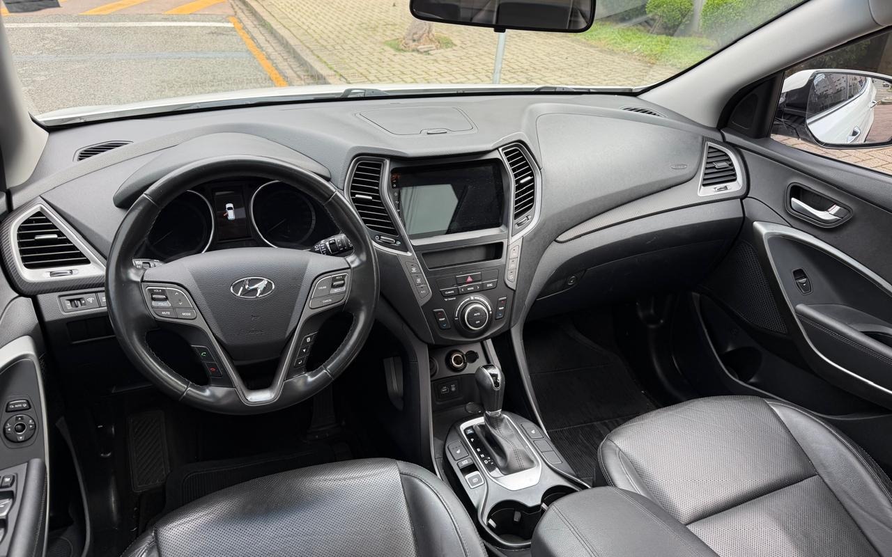 imagem-https://www.socarrao.com.br/sc-vehicle-images-prod/3761898/1789074127473-MTEuanBlZw.jpeg