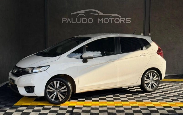 imagem-https://www.socarrao.com.br/sc-vehicle-images-prod/3761902/1789127117742-8436736_0_B_2086469be1.jpeg