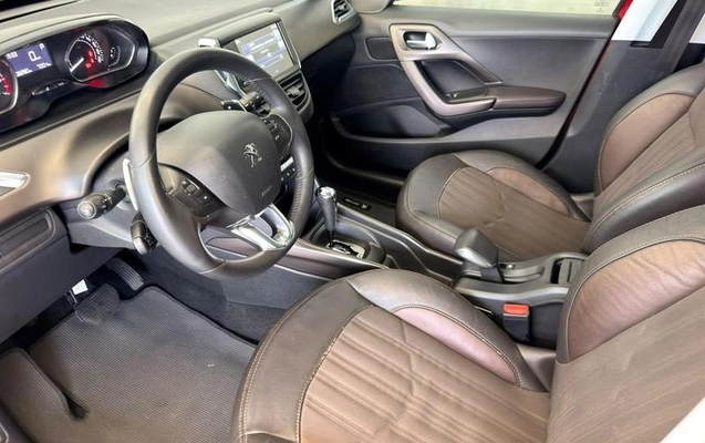 imagem-https://www.socarrao.com.br/sc-vehicle-images-prod/3761907/1789225503041-8366615_12_B_d9938f8a31.jpeg
