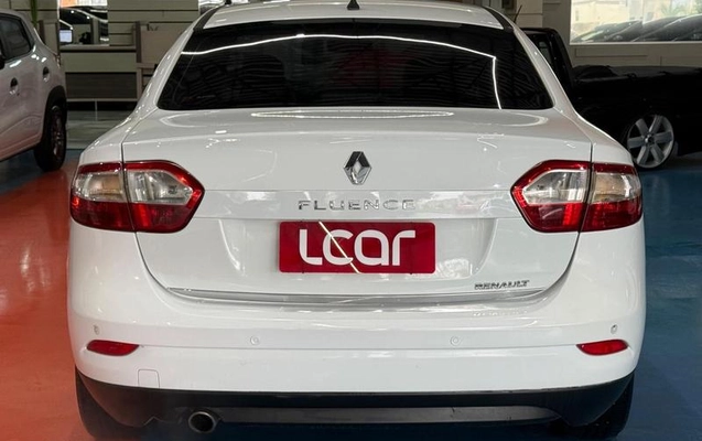 imagem-https://www.socarrao.com.br/sc-vehicle-images-prod/3761911/1789074329900-8465420_13_B_f23a8ca846.jpeg
