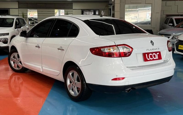 imagem-https://www.socarrao.com.br/sc-vehicle-images-prod/3761911/1789074329901-8465420_14_B_9f47ab76ea.jpeg