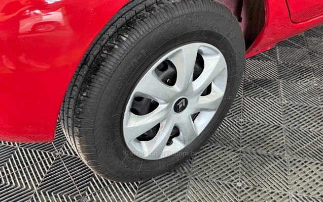 imagem-https://www.socarrao.com.br/sc-vehicle-images-prod/3761960/1789074514622-f898368c007abdf3273e9bfd9716e5b1_big.jpeg