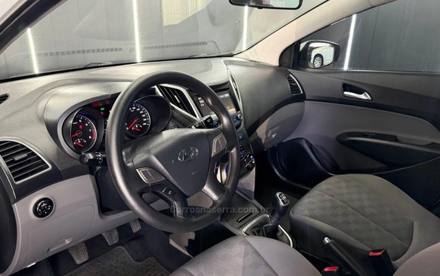 imagem-https://www.socarrao.com.br/sc-vehicle-images-prod/3761979/1789074568372-764dae4104cd134e480806f3dab54cdd_big.jpeg