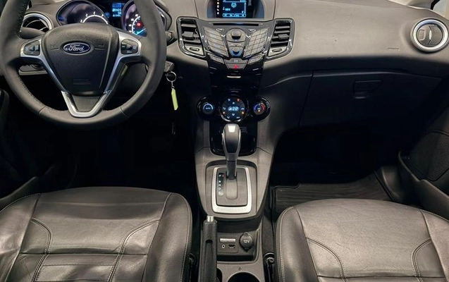 imagem-https://www.socarrao.com.br/sc-vehicle-images-prod/3762233/1789159777073-8465900_11_B_92dc020729.jpeg