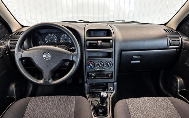 imagem-https://www.socarrao.com.br/sc-vehicle-images-prod/3762539/1789076108697-8372404_3_B_d9cbe7a0d9.jpeg