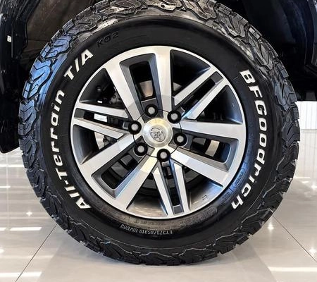 imagem-https://www.socarrao.com.br/sc-vehicle-images-prod/3762653/1789076661625-8462952_0_B_d877d1c585.jpeg