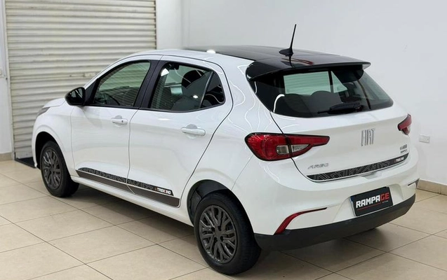 imagem-https://www.socarrao.com.br/sc-vehicle-images-prod/3762826/1789424767483-8442153_5_B_355d02acfd.jpeg