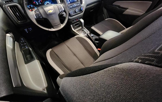 imagem-https://www.socarrao.com.br/sc-vehicle-images-prod/37640/1787920318642-7113007_13_B_17f5458f2d.jpeg