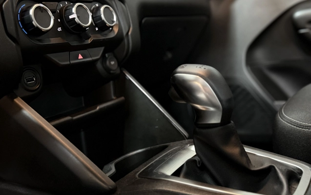 imagem-https://www.socarrao.com.br/sc-vehicle-images-prod/3764078/1789081155617-9_110112.jpg