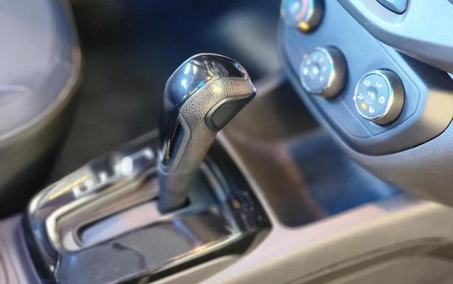 imagem-https://www.socarrao.com.br/sc-vehicle-images-prod/37641/1782336455260-7175946_5_B_557a4a1e3d.jpeg