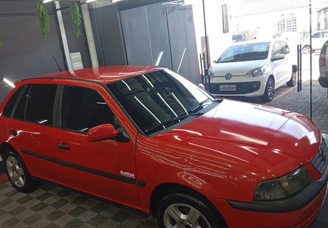 Volkswagen Gol 2005 Vermelho — foto 1 de 3