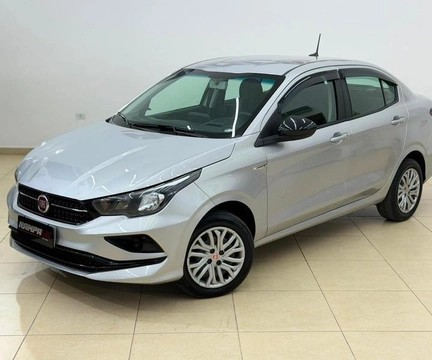 Fiat Cronos DRIVE 1.3 8V Flex 2019 Prata — foto 1 de 3