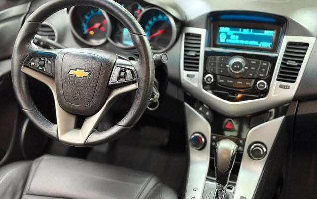 imagem-https://www.socarrao.com.br/sc-vehicle-images-prod/3766341/1789427580840-8375657_6_B_1193714300.jpeg