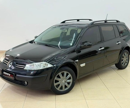 Renault Megane 2012 Preto — foto 1 de 3