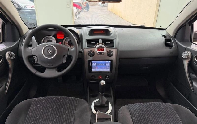 imagem-https://www.socarrao.com.br/sc-vehicle-images-prod/3766356/1789475100936-8366868_8_B_190af5014b.jpeg