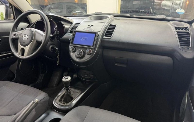 imagem-https://www.socarrao.com.br/sc-vehicle-images-prod/3766387/1789089225093-8392294_9_B_ffdb15aaed.jpeg