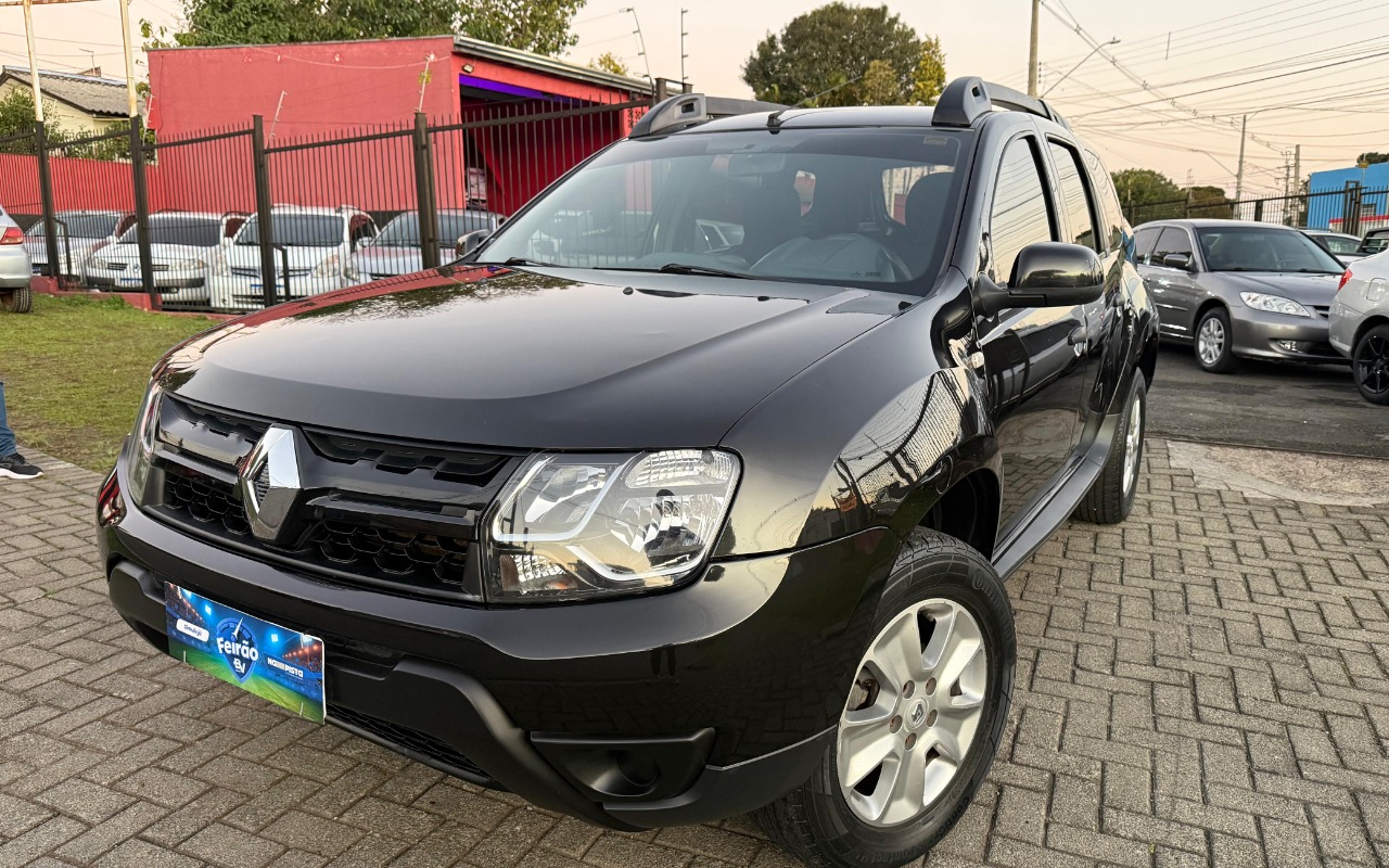 Renault Duster 2016 Preto — foto 1 de 3
