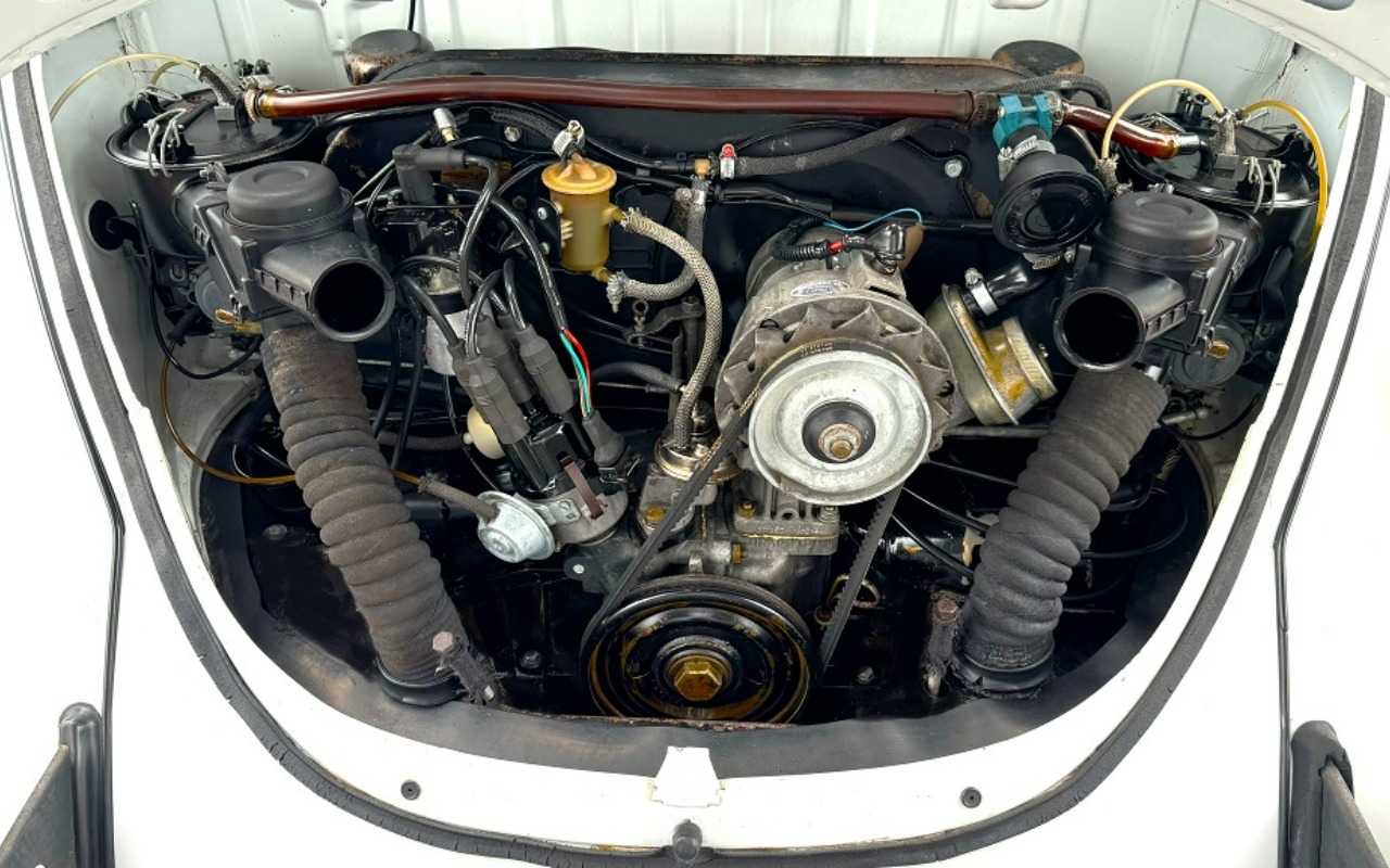 imagem-https://www.socarrao.com.br/sc-vehicle-images-prod/37681/1788381558655-MTQuSlBH.JPG
