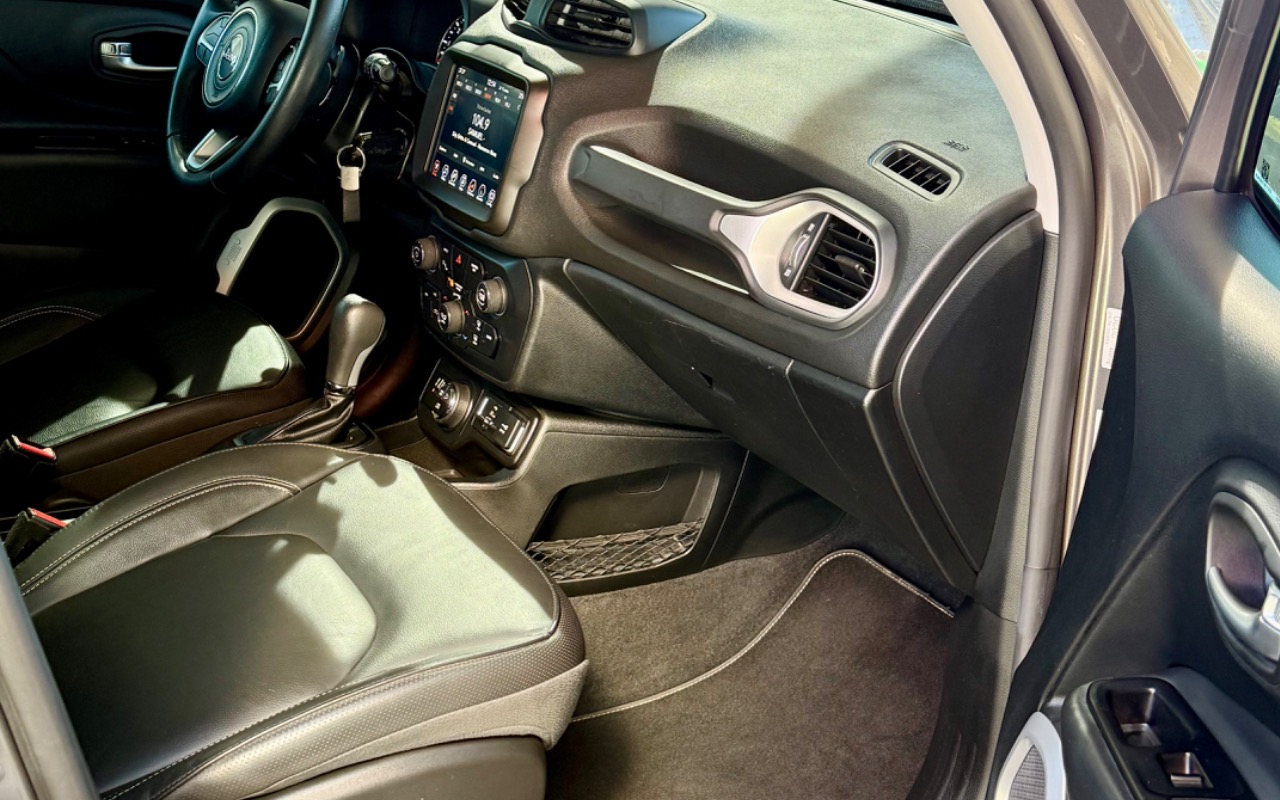 imagem-https://www.socarrao.com.br/sc-vehicle-images-prod/3769372/1789100973927-SU1HXzA5OTEuanBlZw.jpeg