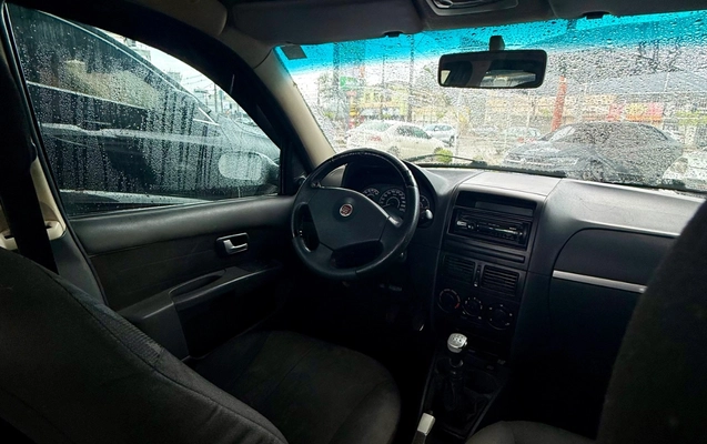 imagem-https://www.socarrao.com.br/sc-vehicle-images-prod/3769725/1789102018832-SU1HXzQyNjIuanBlZw.jpeg