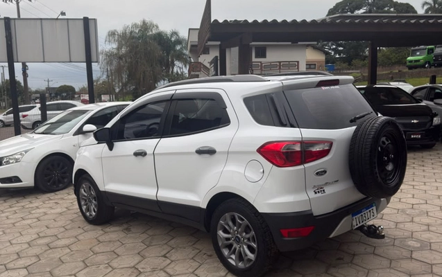 imagem-https://www.socarrao.com.br/sc-vehicle-images-prod/3773096/1789126495614-sE2YzlFUj3jKSR1MbzGZ72MHpdB34LEP.jpg