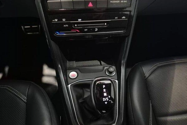 imagem-https://www.socarrao.com.br/sc-vehicle-images-prod/3773101/1789474394209-8466323_18_B_1f51c27ceb.jpeg