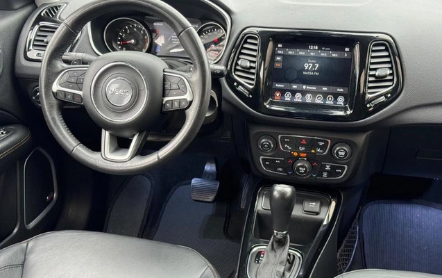 imagem-https://www.socarrao.com.br/sc-vehicle-images-prod/3773340/1789127932622-8459810_21_B_712c6d9edd.jpeg