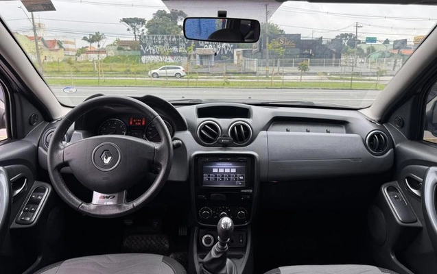 imagem-https://www.socarrao.com.br/sc-vehicle-images-prod/3773343/1789387038600-8459729_17_B_faac2bbeb7.jpeg