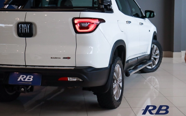 imagem-https://www.socarrao.com.br/sc-vehicle-images-prod/3773500/1789128405199-95eb4795-7461-4bcf-8ebe-6c753db36abb.jpg
