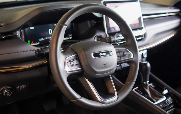 imagem-https://www.socarrao.com.br/sc-vehicle-images-prod/3773504/1789128420842-27f21b66-3791-440a-b408-a24a4f227408.jpg