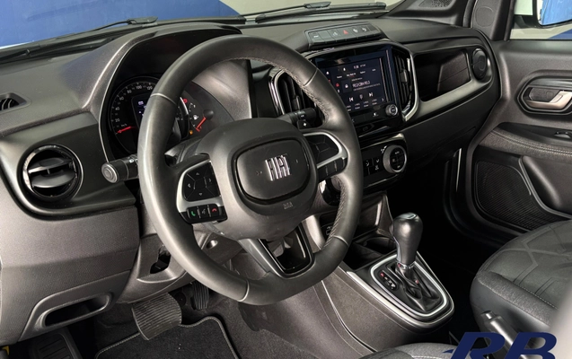 imagem-https://www.socarrao.com.br/sc-vehicle-images-prod/3773538/1789128479538-4bfd1fe3-d7ef-4e2a-88a2-c540a2c55b52.jpg