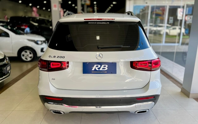 imagem-https://www.socarrao.com.br/sc-vehicle-images-prod/3773547/1789128487075-a1fb725c-3e69-4e37-b8aa-285add800819.jpg